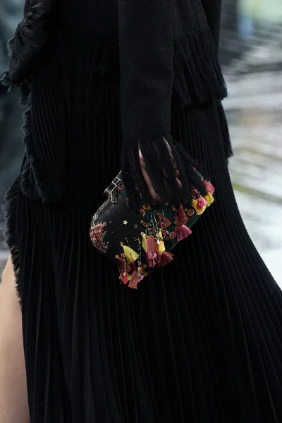 Look 81
